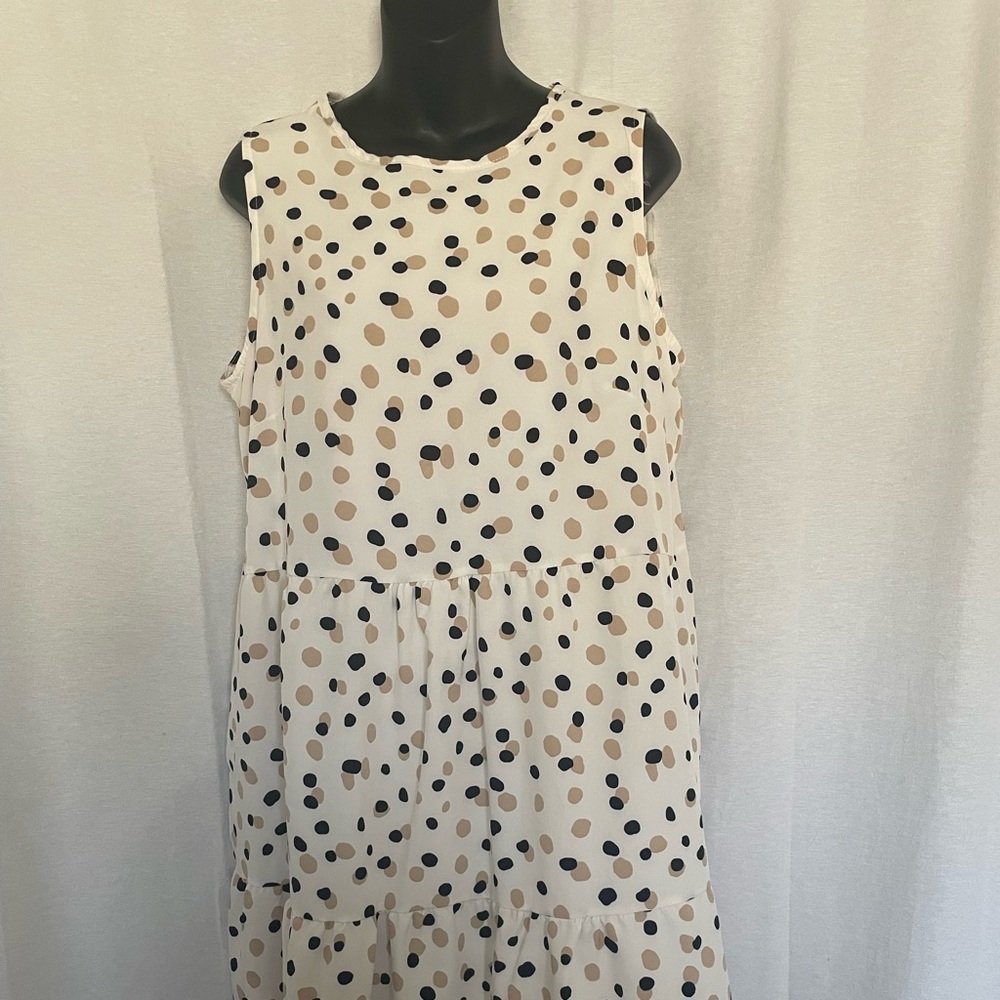 Amazon White With Dots MIDI Dress